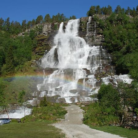 Tvinde Camping Hotel Skulestadmo Luaran gambar