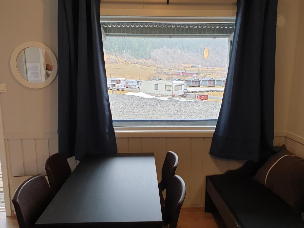 Tvinde Camping Hotel Skulestadmo Luaran gambar